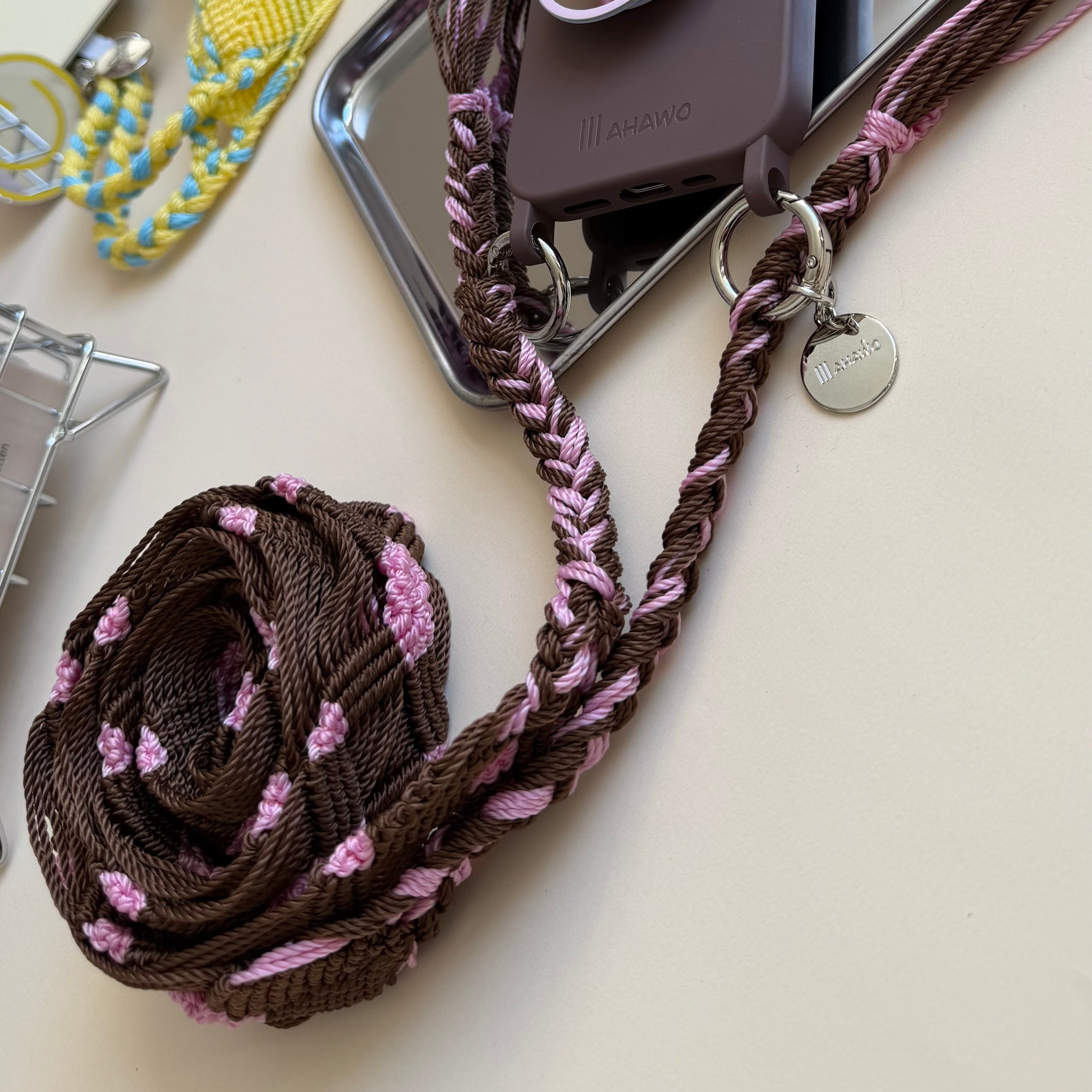 Truffle Pink Handykette