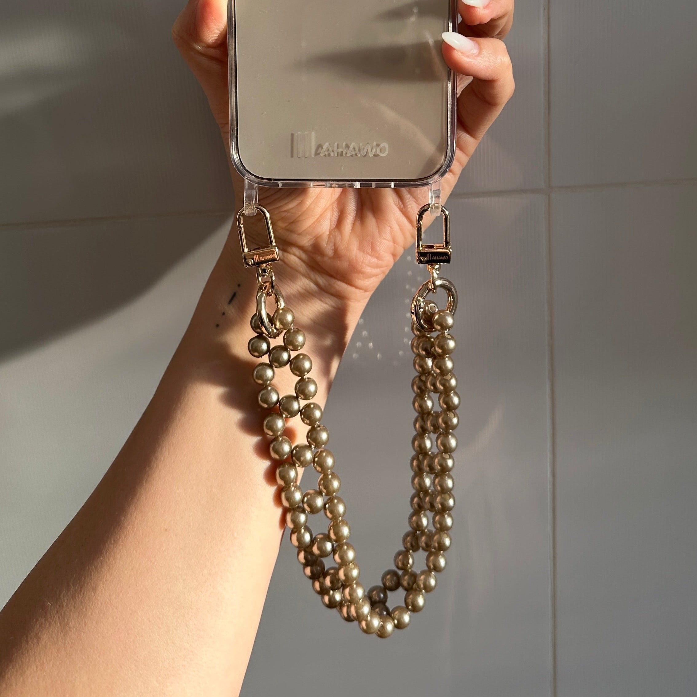 Short Pearl Strap Brown