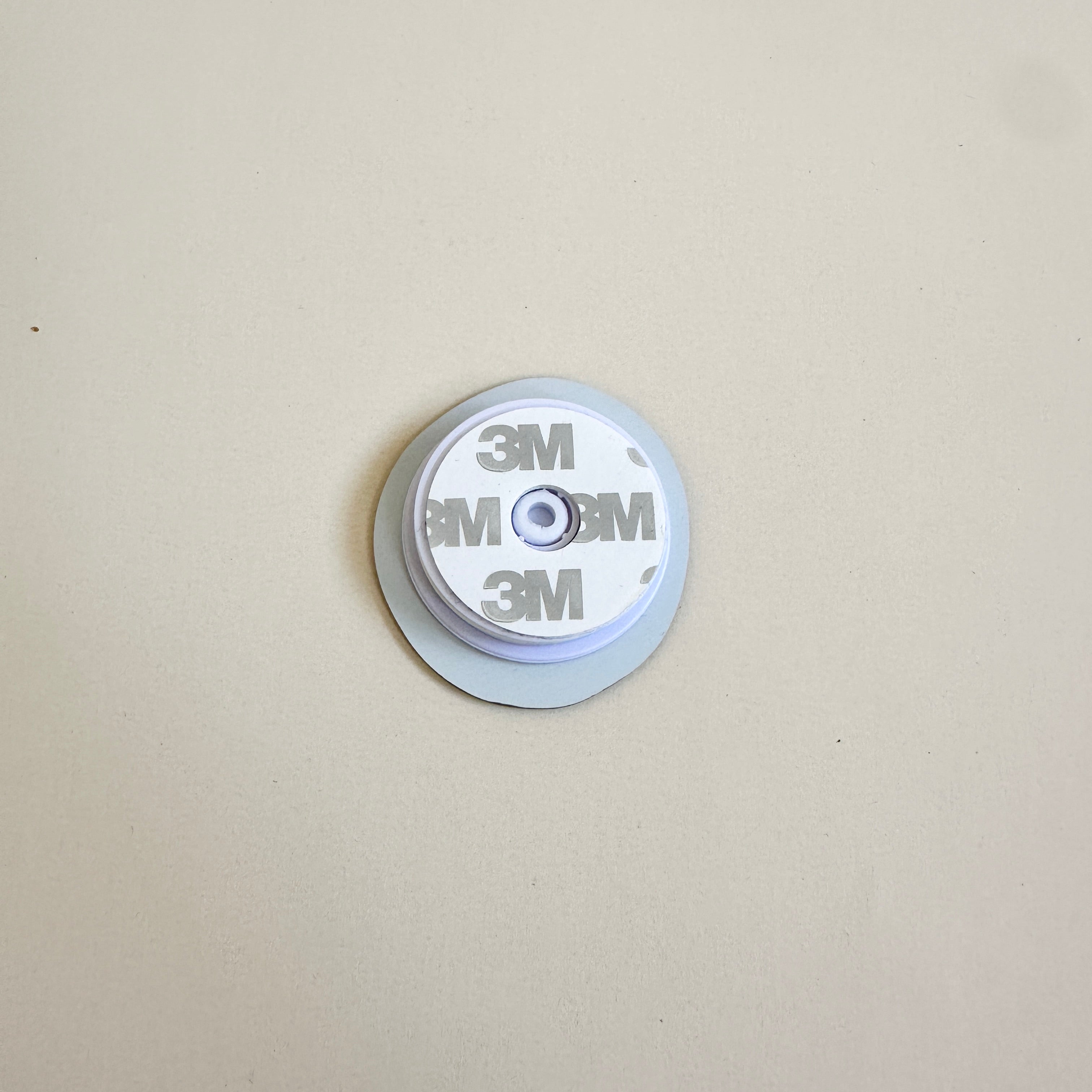 Phone Pop Holder Smiley White