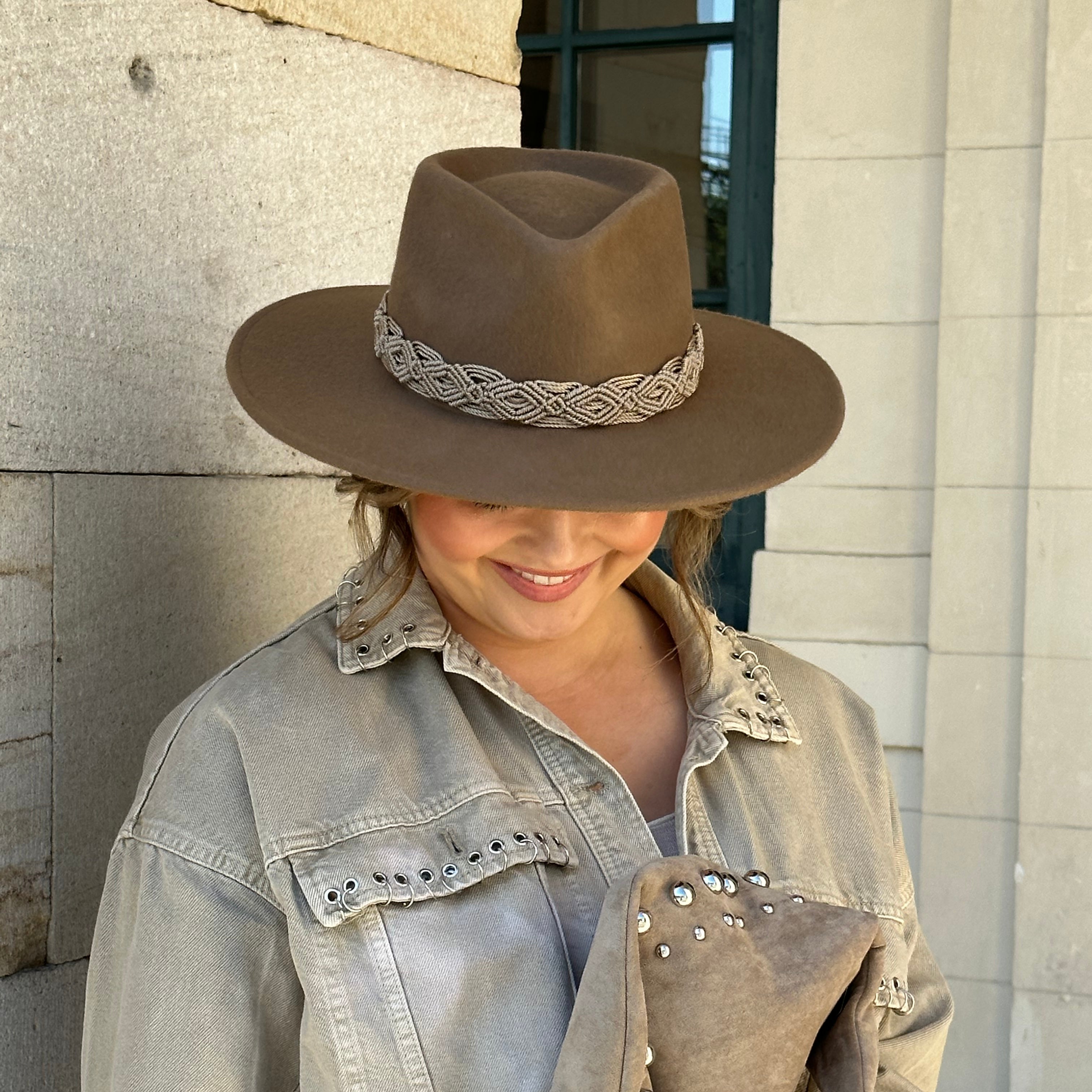 Hat Luna – Brown with Nude Allure Slim Hatband