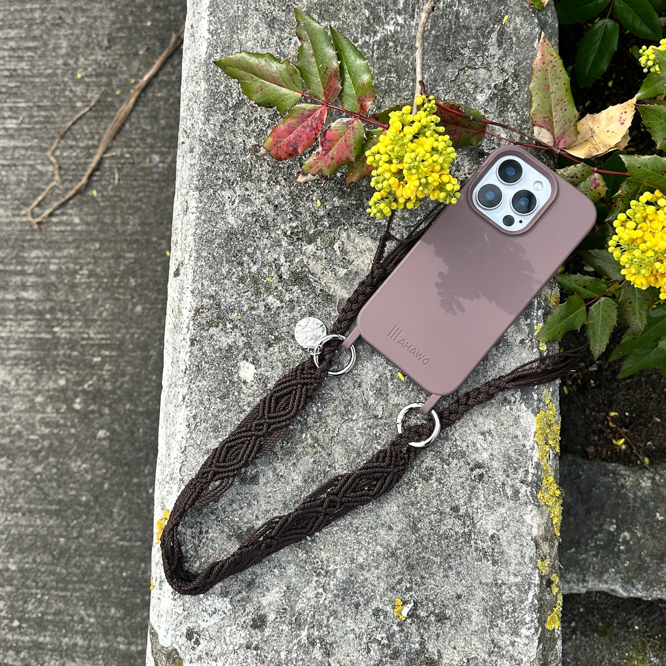 Short Phone Strap "Dark Chocolate"