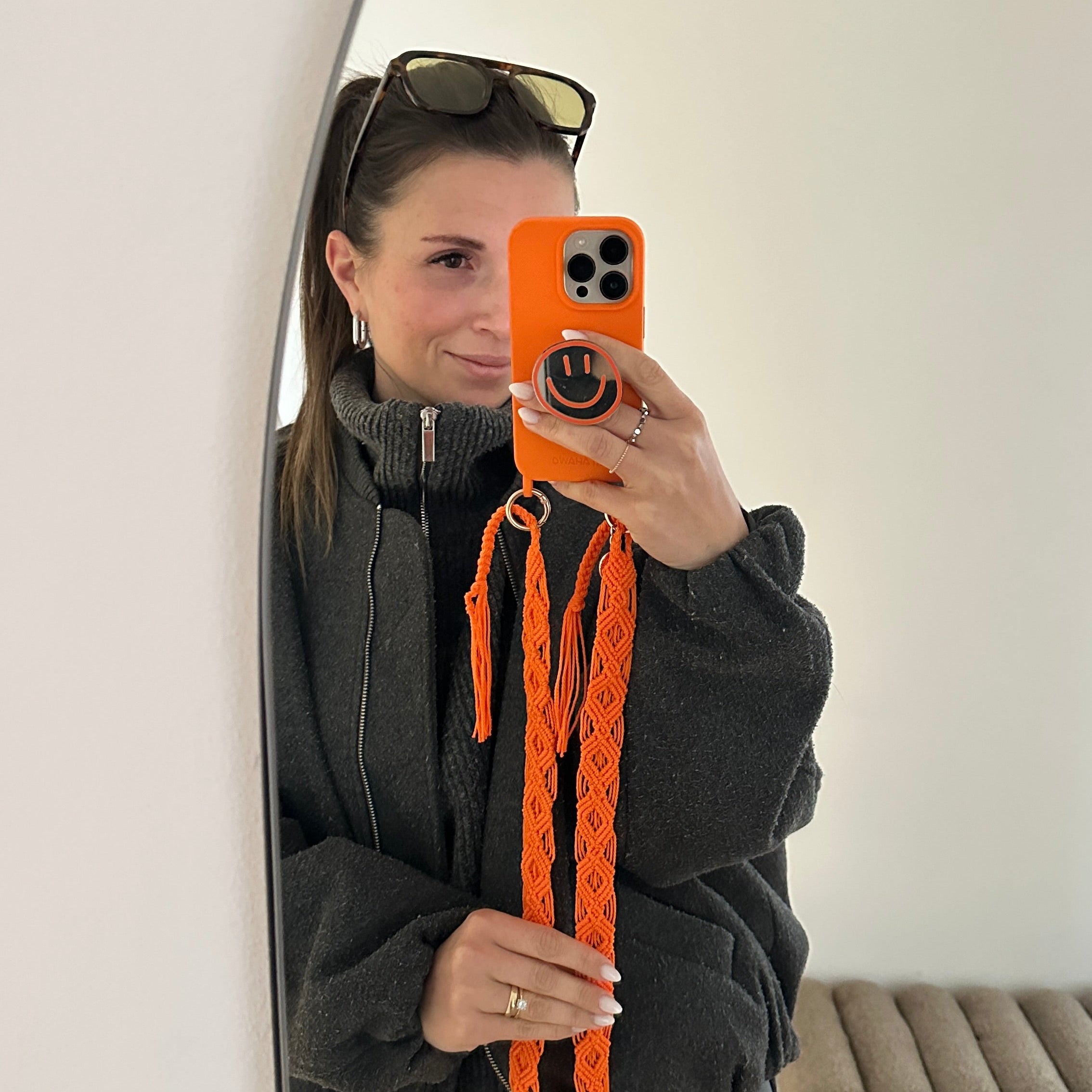 Phone Pop Holder Smiley Orange