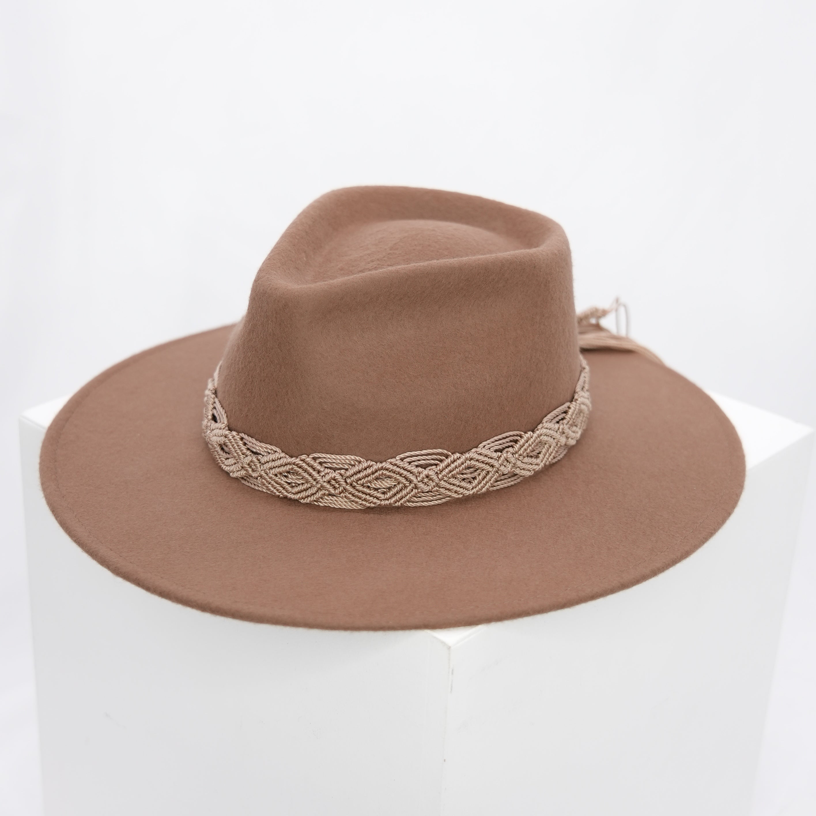 Hat Luna – Brown with Nude Allure Slim Hatband