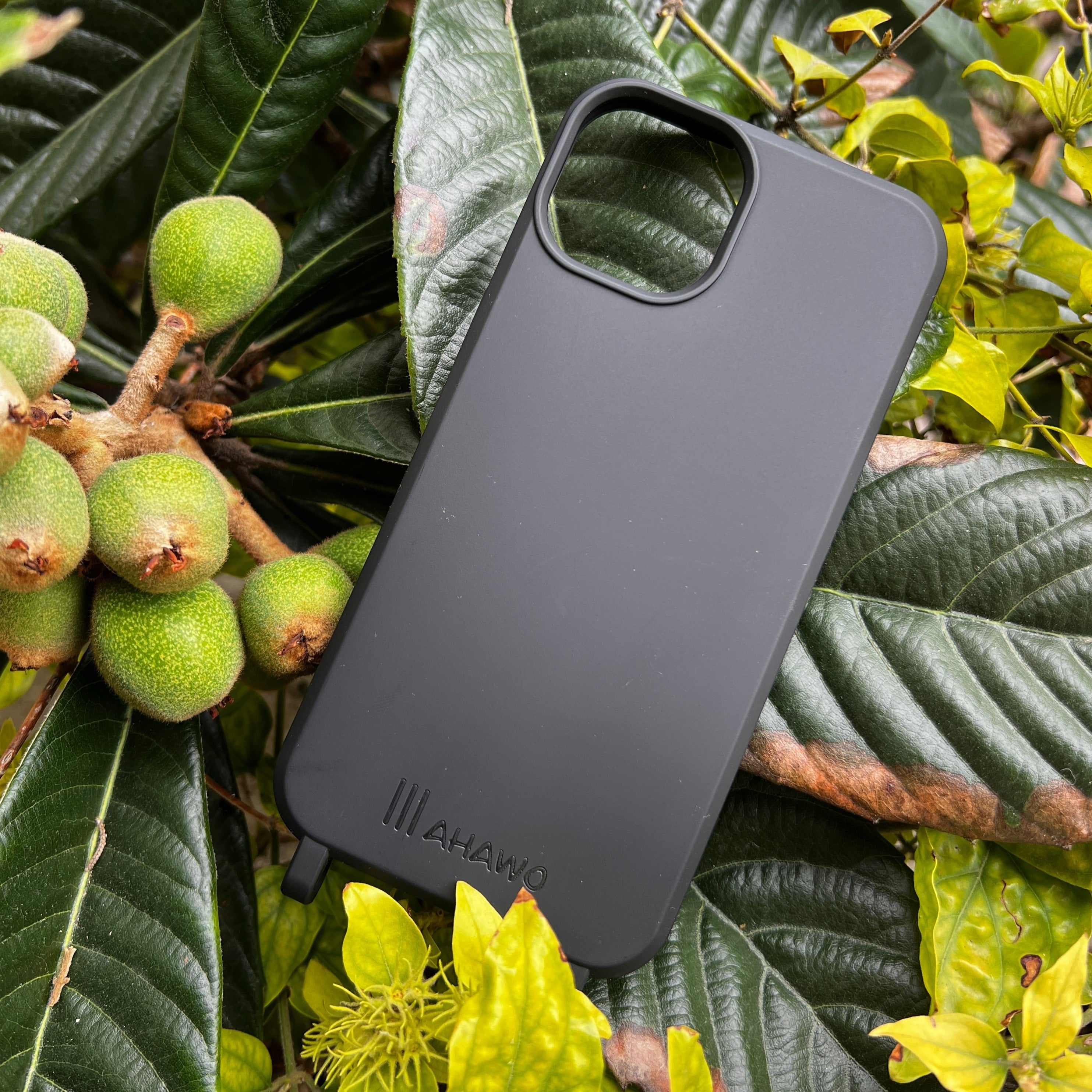 Phone Case with Eyelets Black