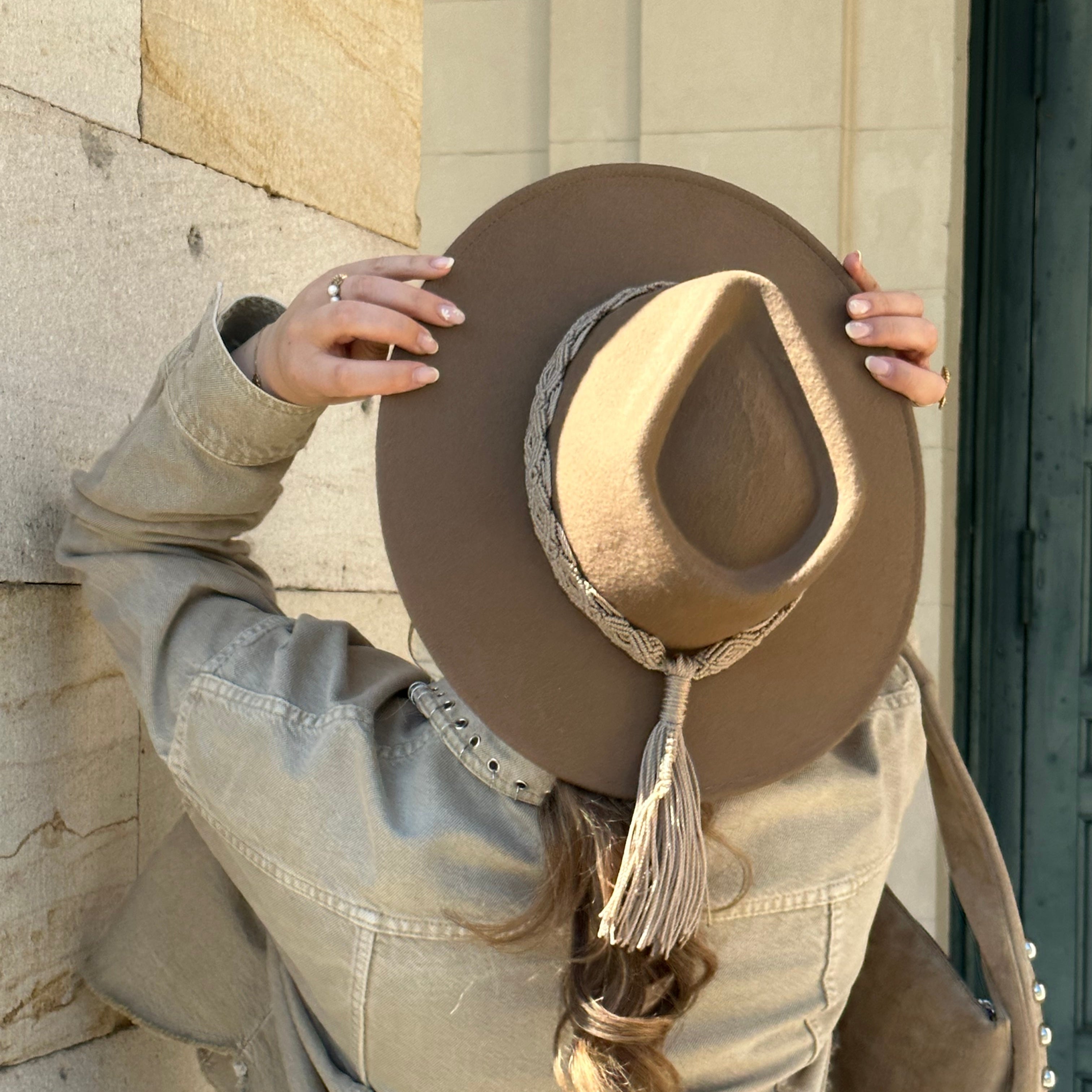 Hat Luna – Brown with Nude Allure Slim Hatband