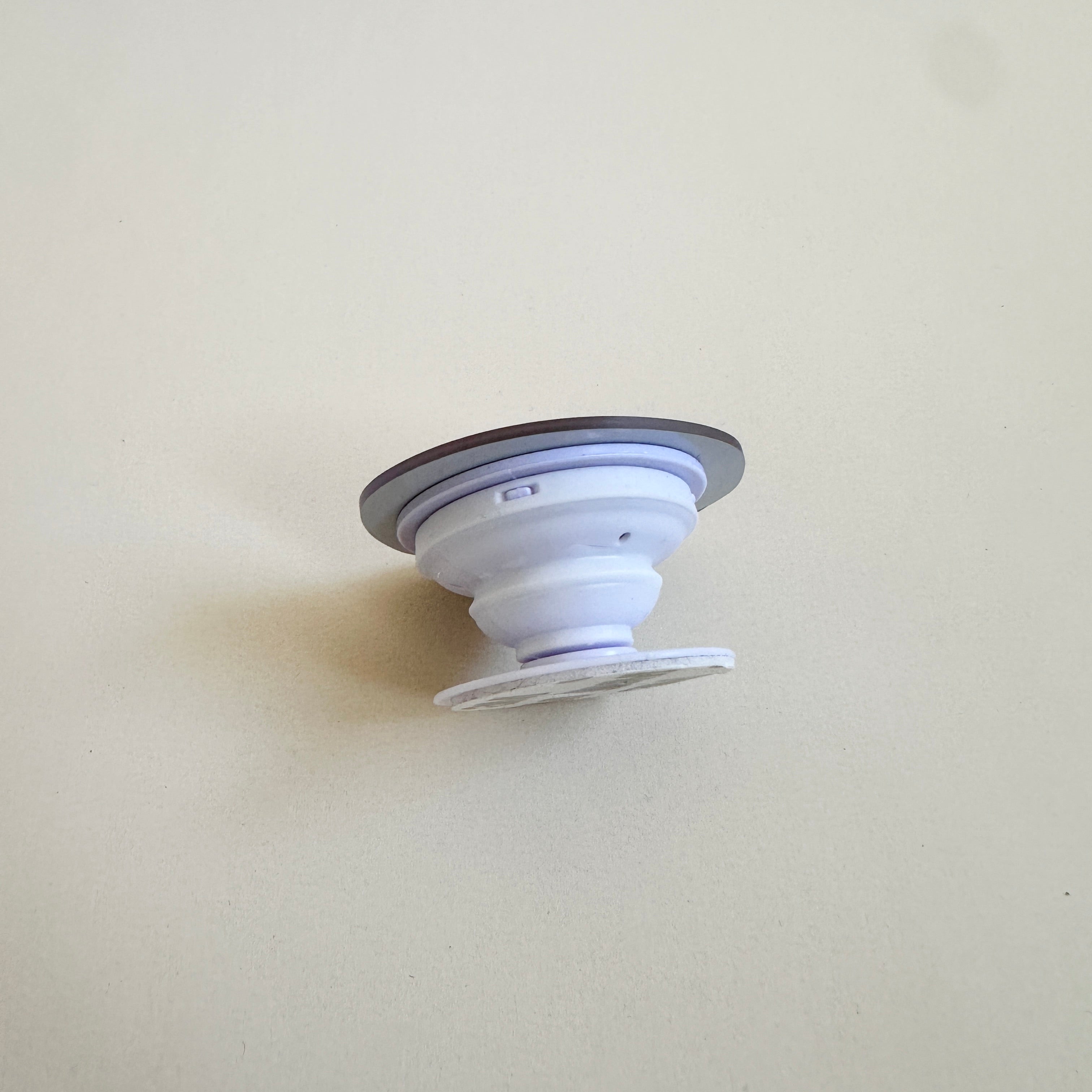 Phone Pop Holder Smiley White