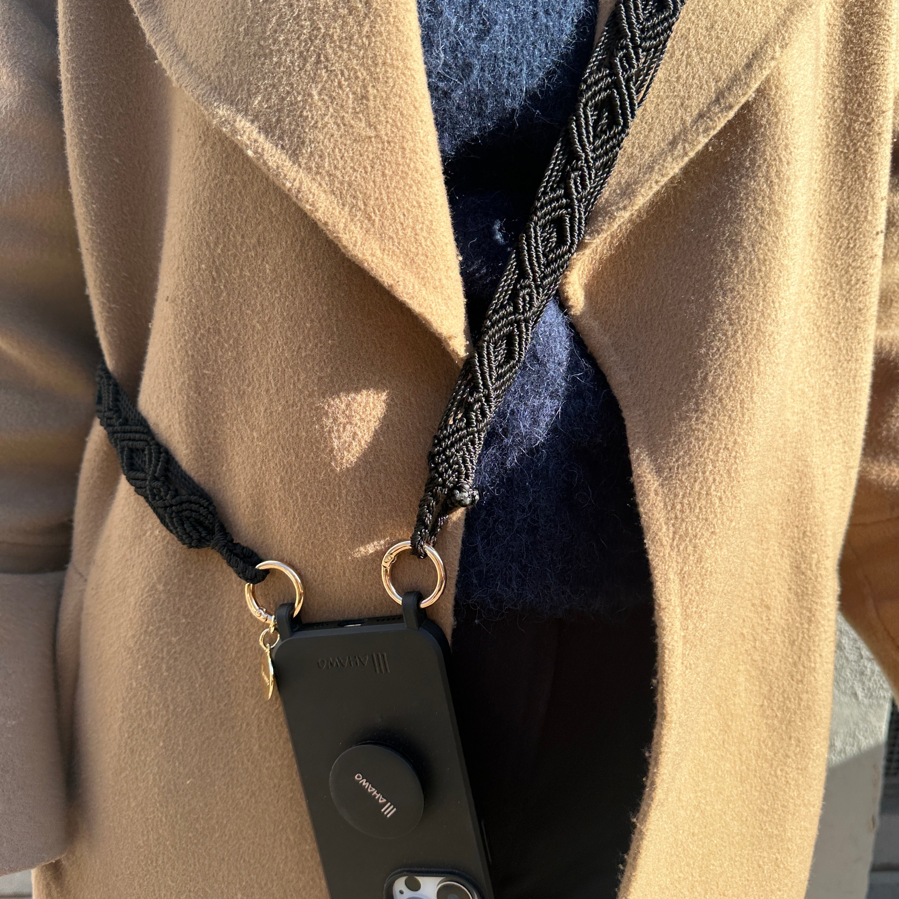 Black Pearl Slim Handykette mit Ösen