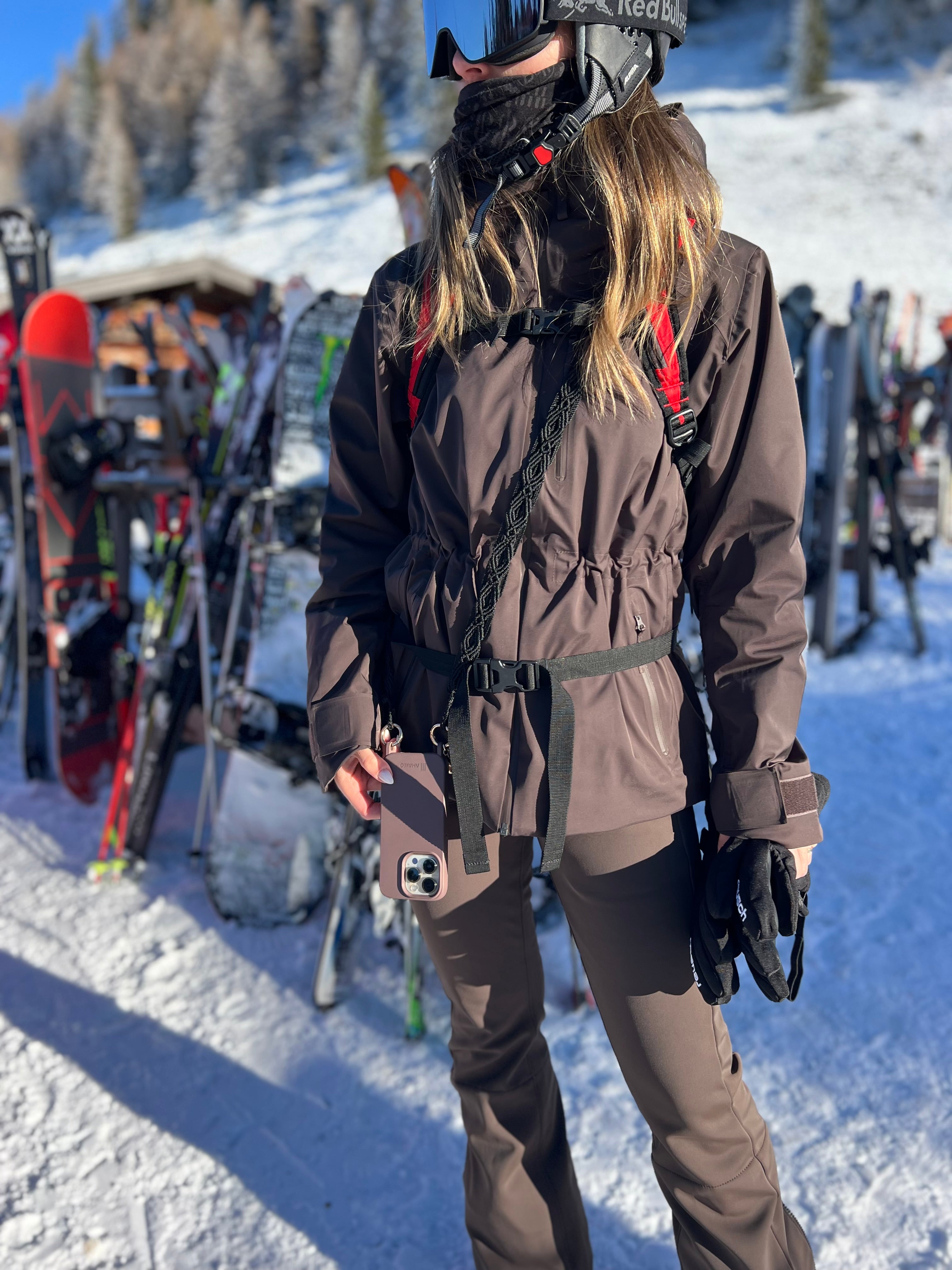 Black Pearl Slim Handykette mit Ösen