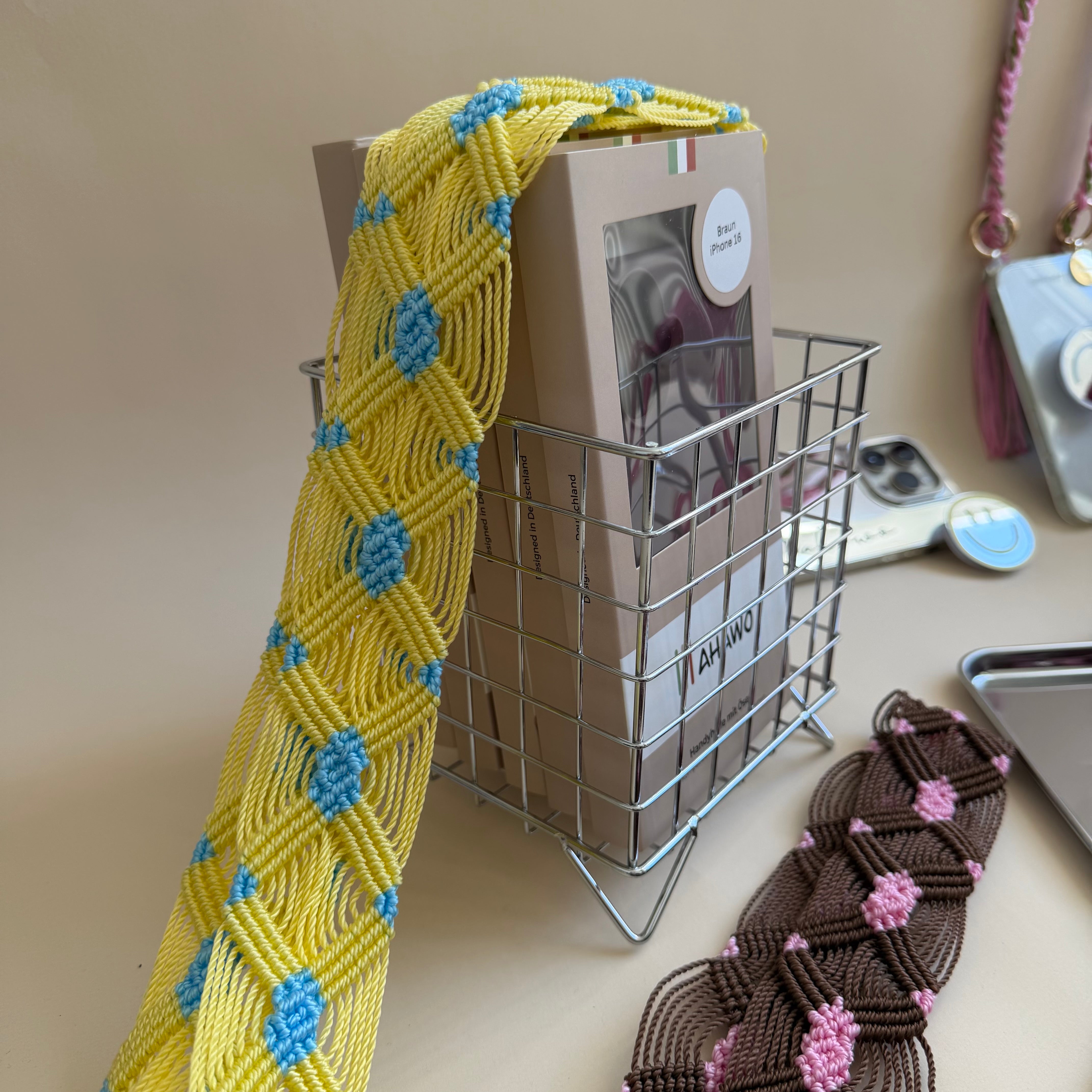 Lemon Sky Handykette
